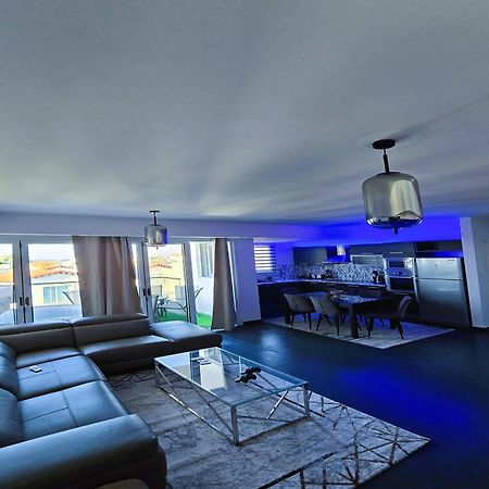 Golden Bay Deluxe Holiday Apartment Protaras Eksteriør bilde