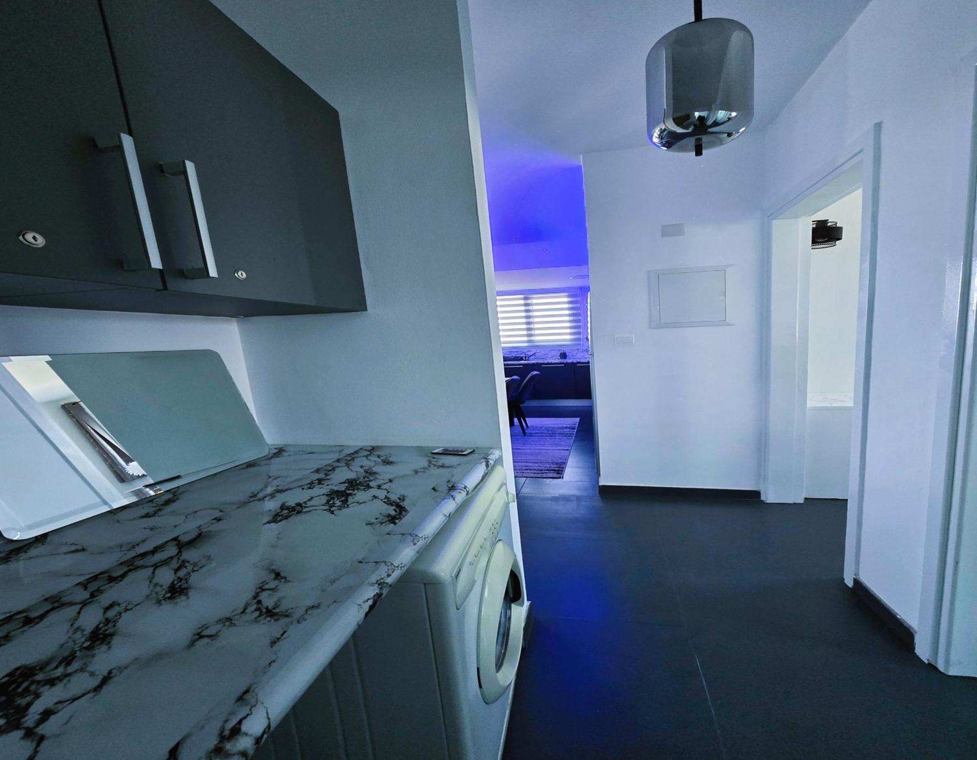 Golden Bay Deluxe Holiday Apartment Protaras Eksteriør bilde