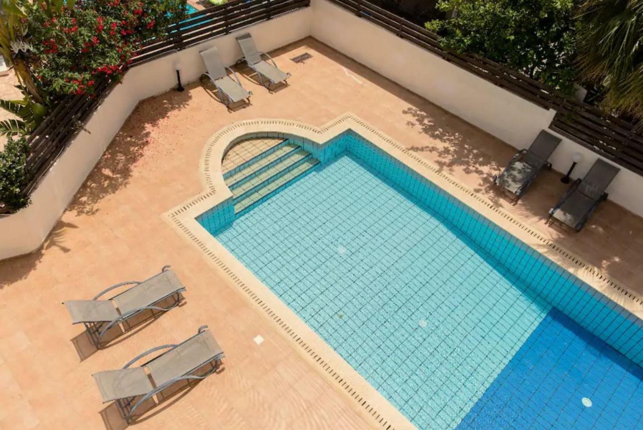 Golden Bay Deluxe Holiday Apartment Protaras Eksteriør bilde